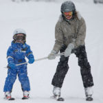 5 rad, jak naučit dítě lyžovat